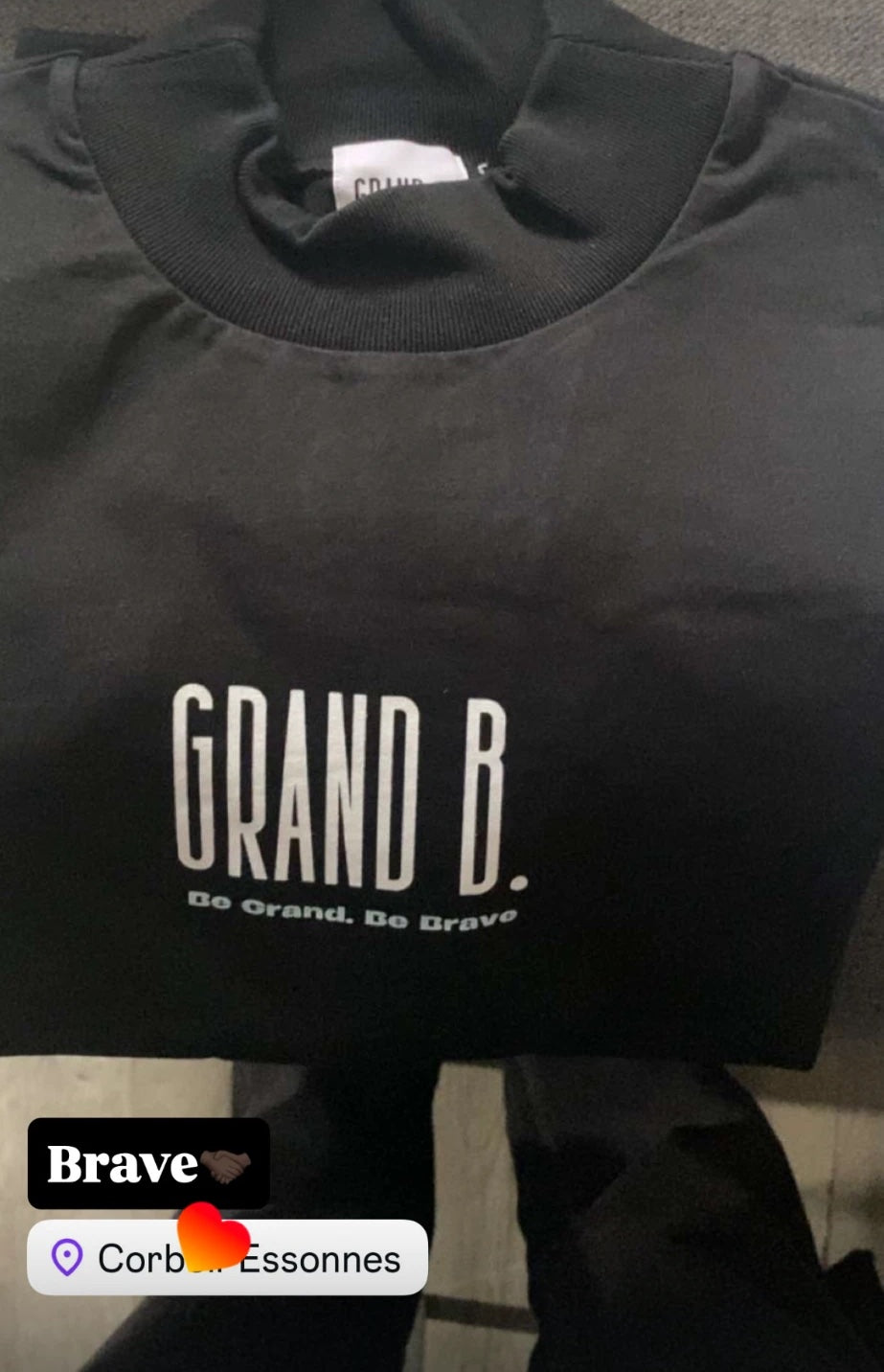 Colis reçu à Corbeil-Essonnes : t-shirt GRAND B. noir